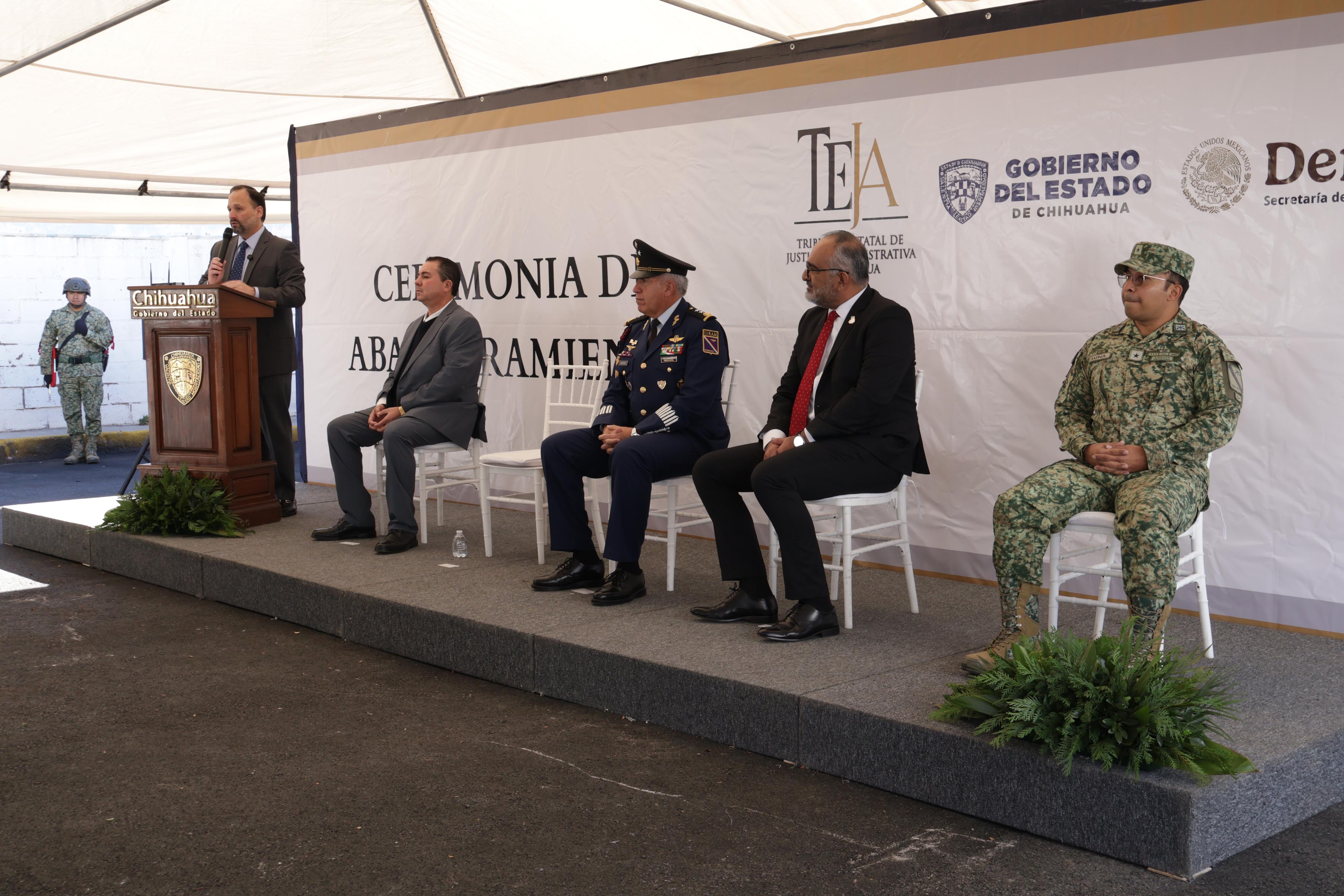 Ceremonia de abanderamiento 1